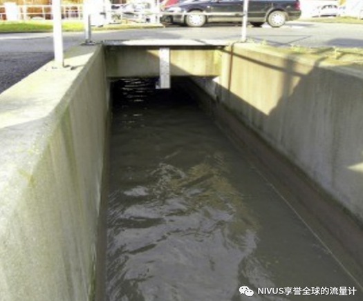 典型案例：渠底高悬浮物负荷以及水面有泡沫的明渠非接触流量测量